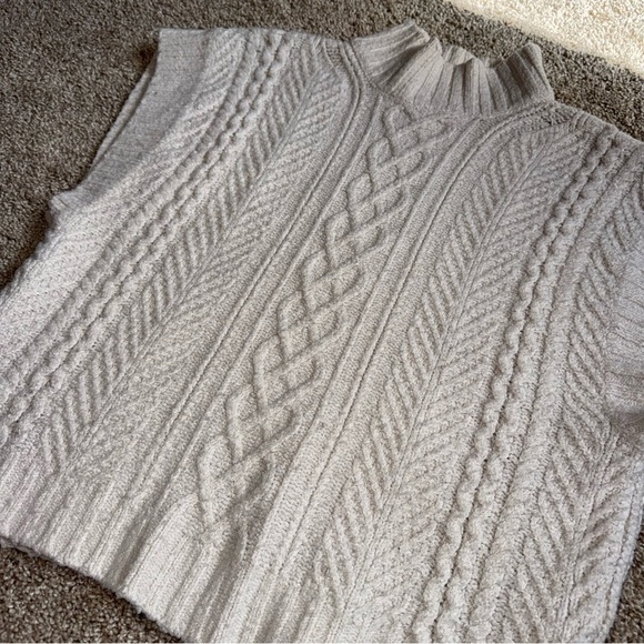 🖤Pink Rose Cable Knit Sleeveless Sweater - Cream - Picture 3 of 4